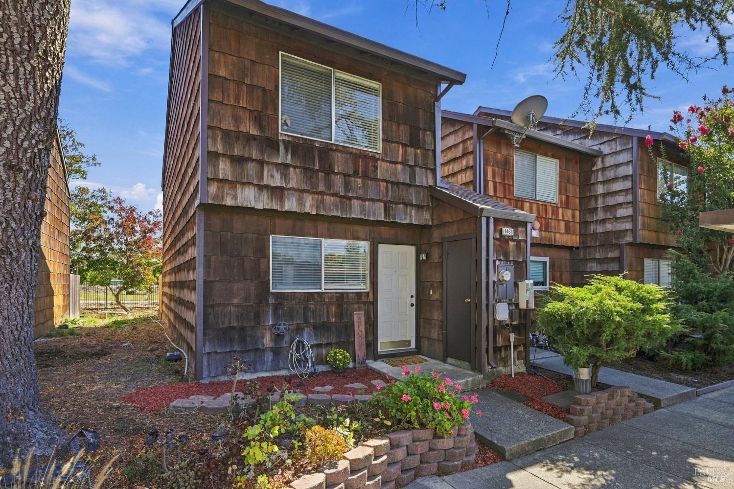 1458 Parkway Drive Rohnert Park CA 94928