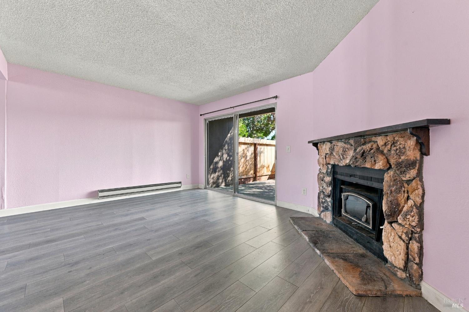 1458 Parkway Drive Rohnert Park CA 94928