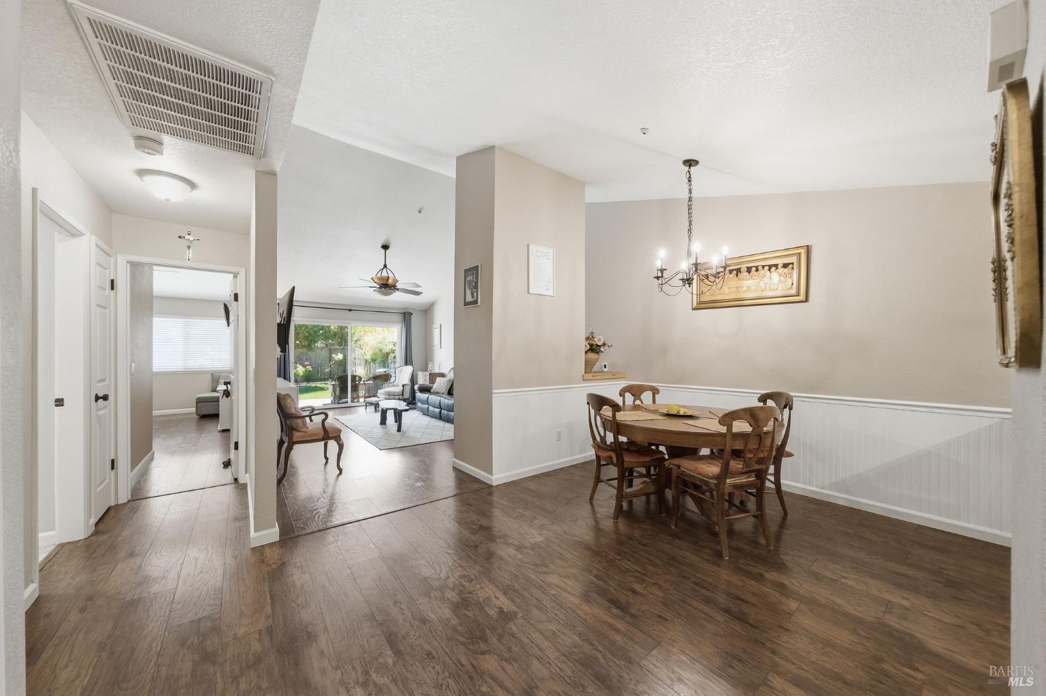 7078 Avenida Cala Rohnert Park CA 94928