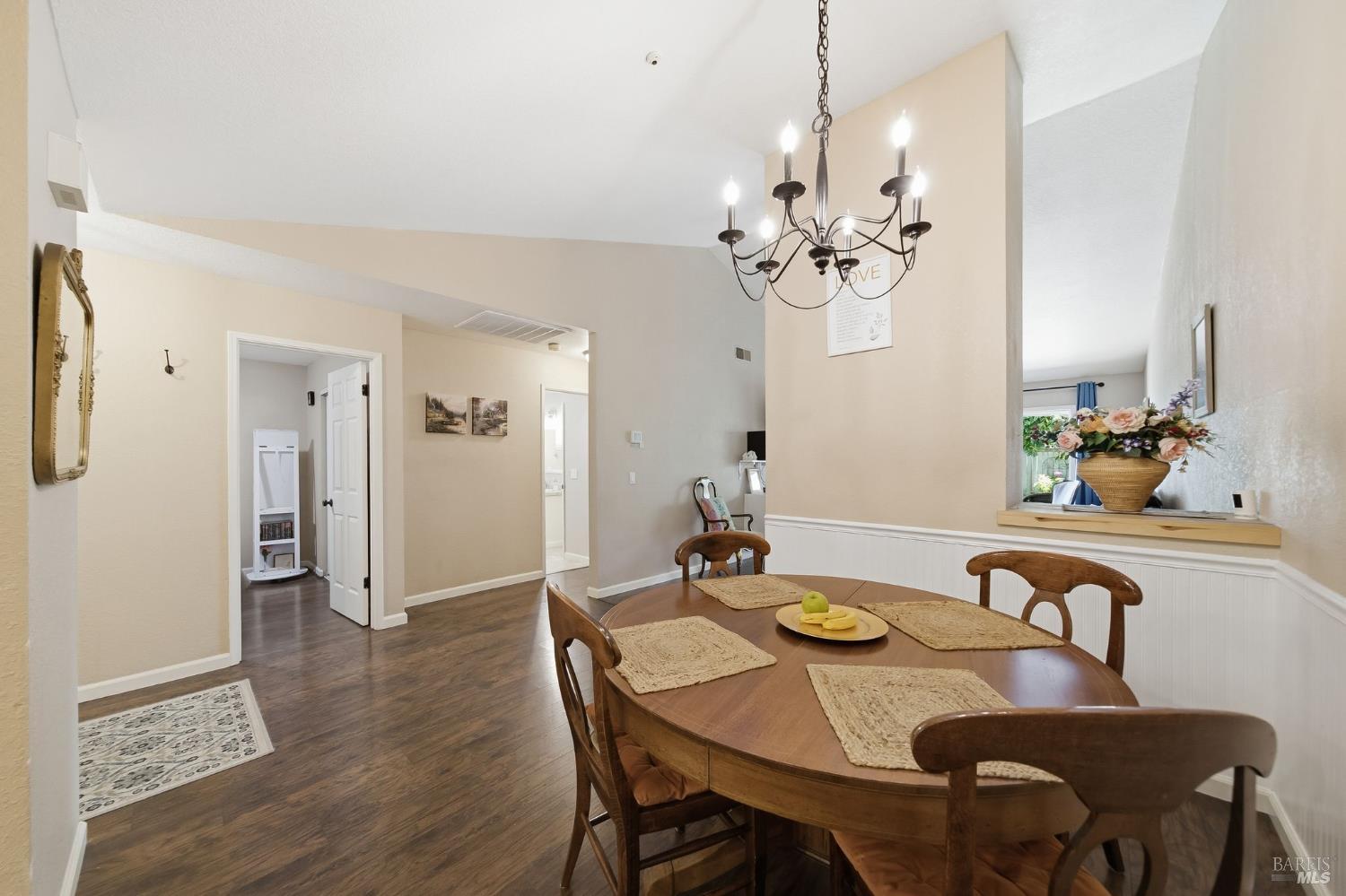 7078 Avenida Cala Rohnert Park CA 94928