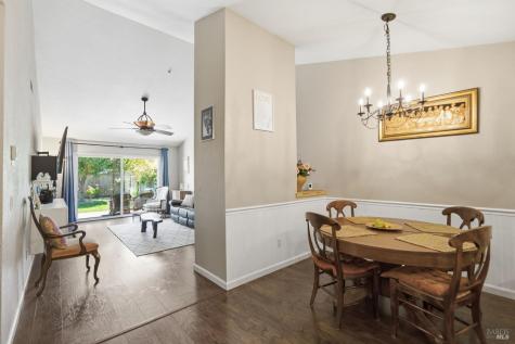 7078 Avenida Cala Rohnert Park CA 94928