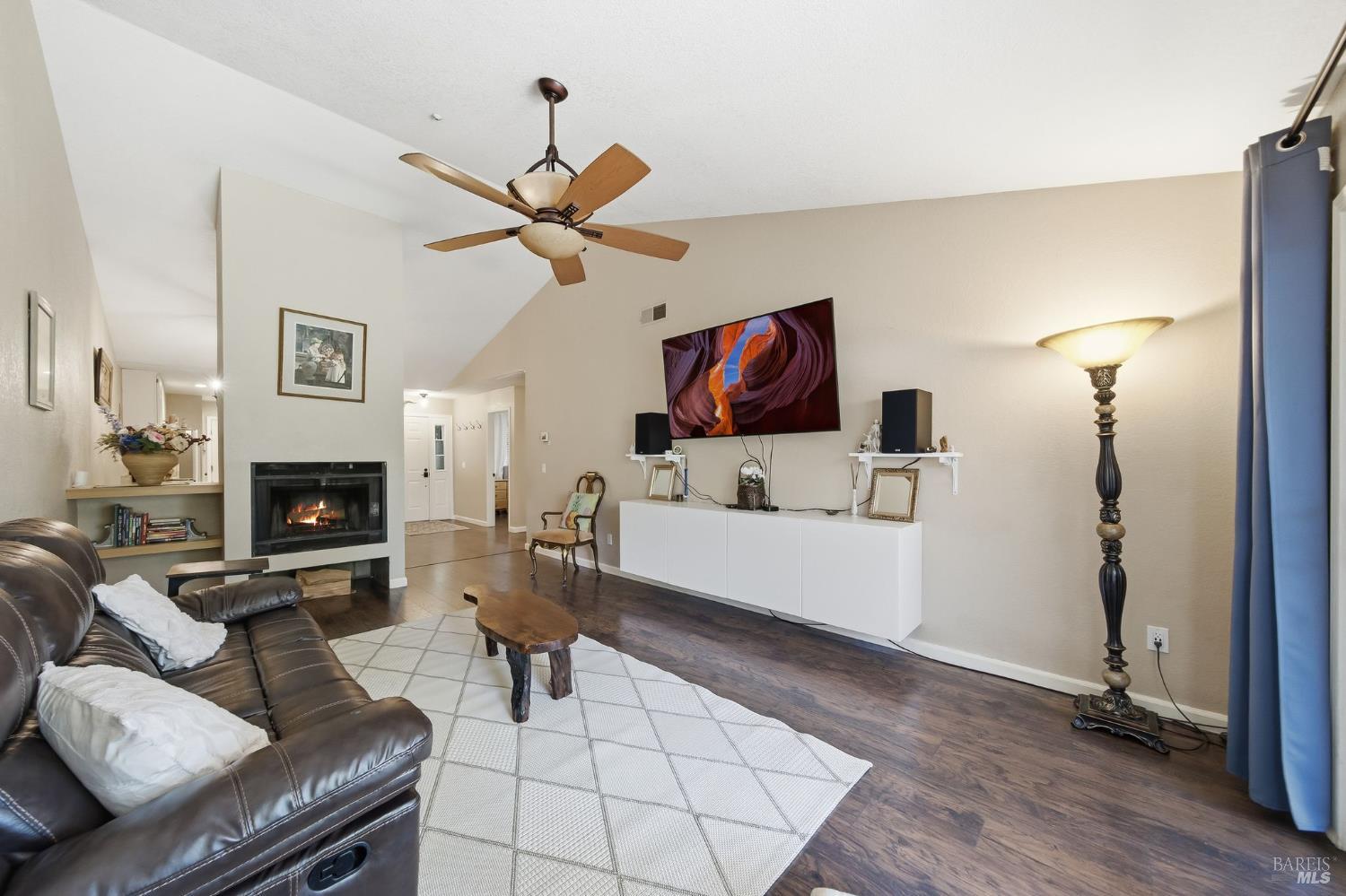 7078 Avenida Cala Rohnert Park CA 94928
