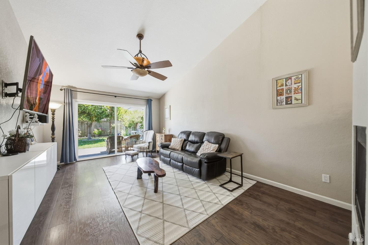 7078 Avenida Cala Rohnert Park CA 94928