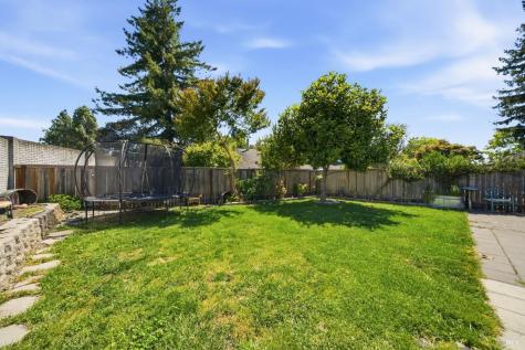 7078 Avenida Cala Rohnert Park CA 94928