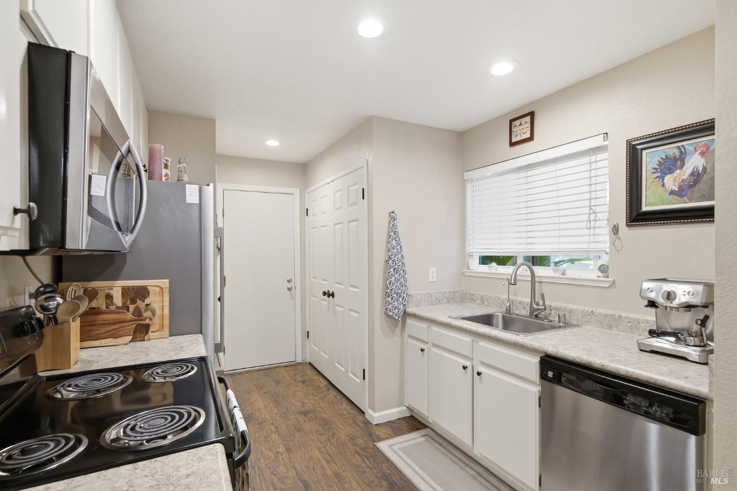 7078 Avenida Cala Rohnert Park CA 94928