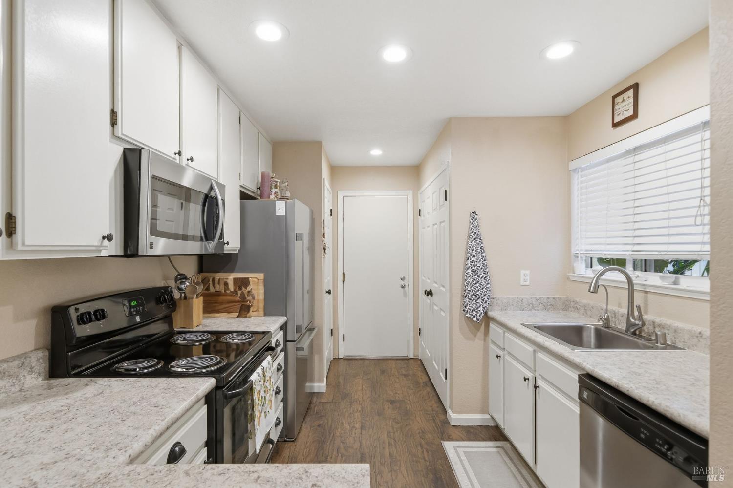 7078 Avenida Cala Rohnert Park CA 94928