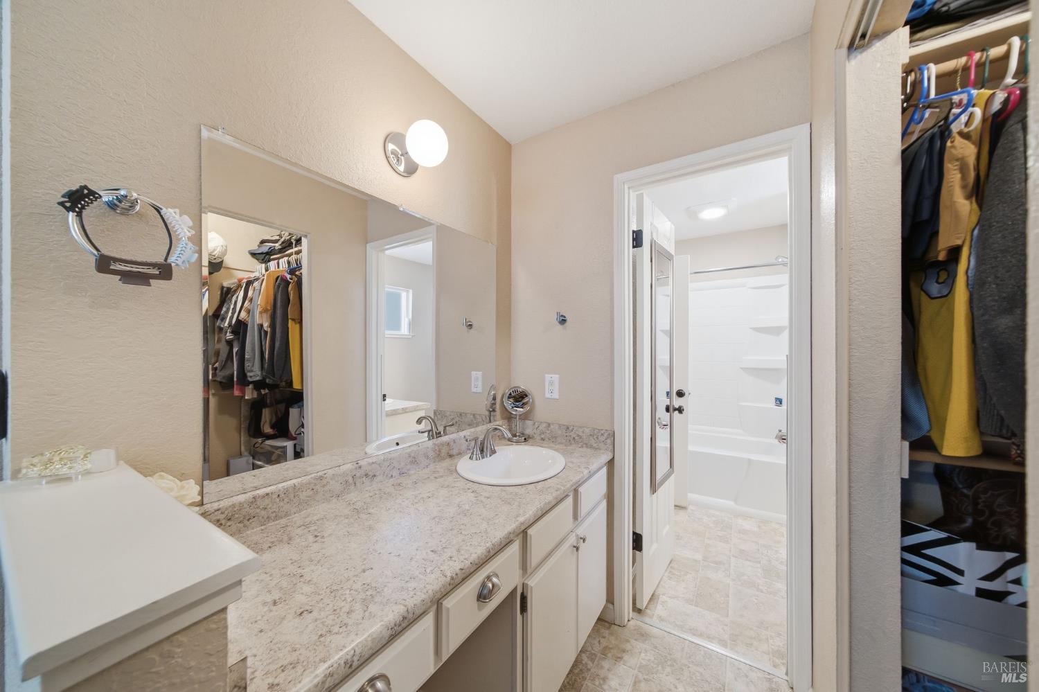 7078 Avenida Cala Rohnert Park CA 94928