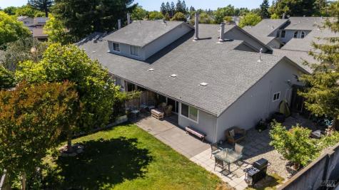 7078 Avenida Cala Rohnert Park CA 94928