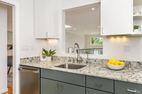 125 Knollwood Drive San Rafael CA 94901