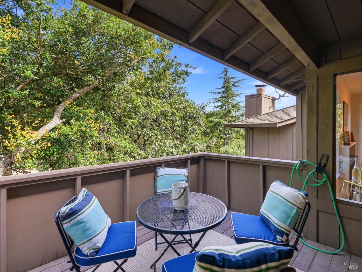 23 Oakcrest Drive San Rafael CA 94903