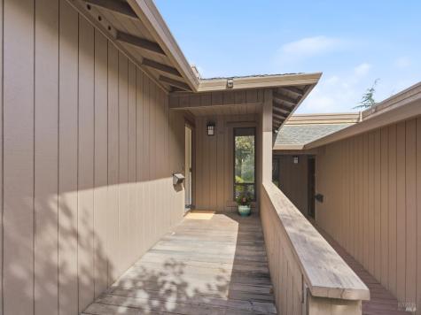 23 Oakcrest Drive San Rafael CA 94903