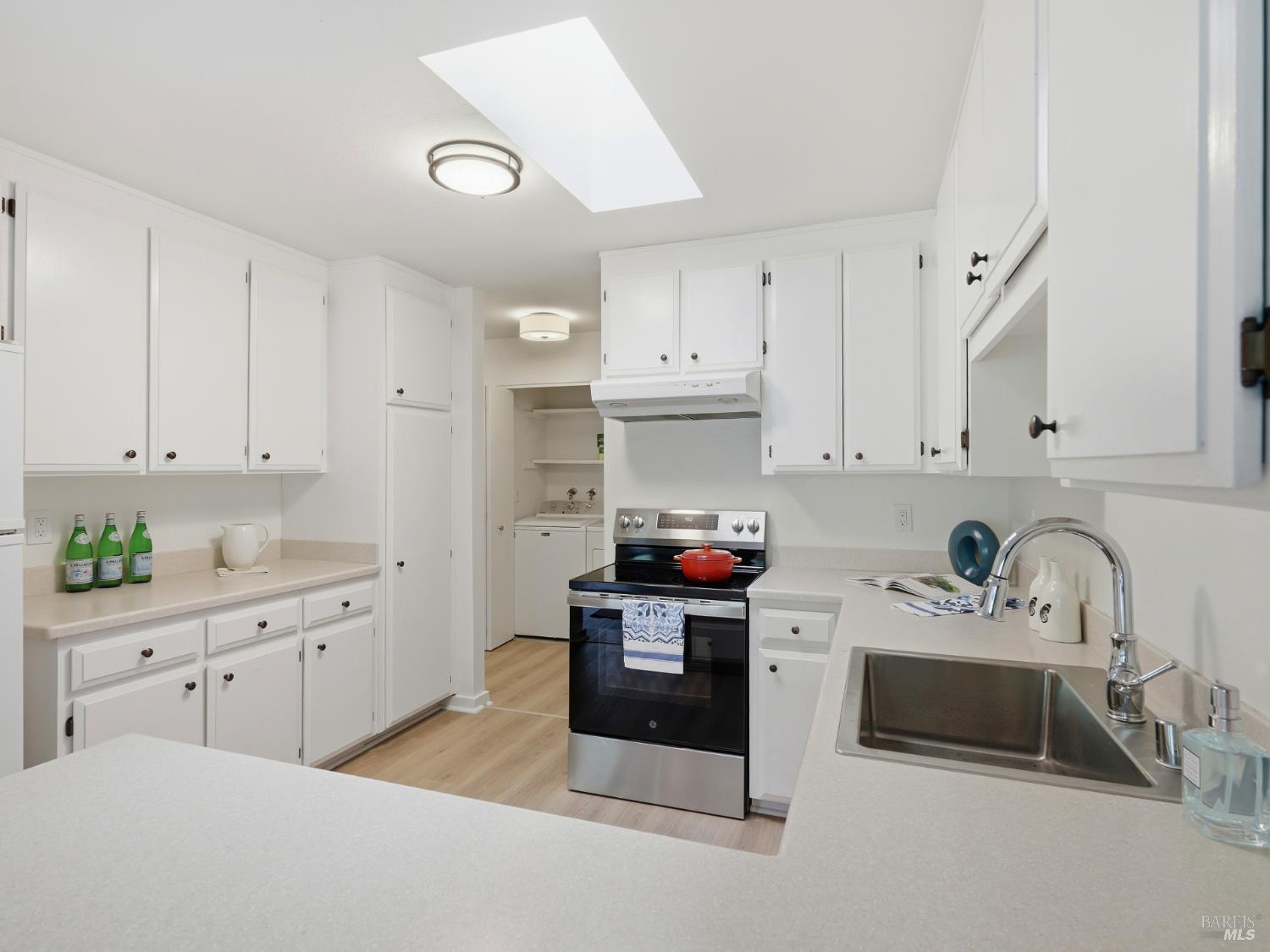 23 Oakcrest Drive San Rafael CA 94903