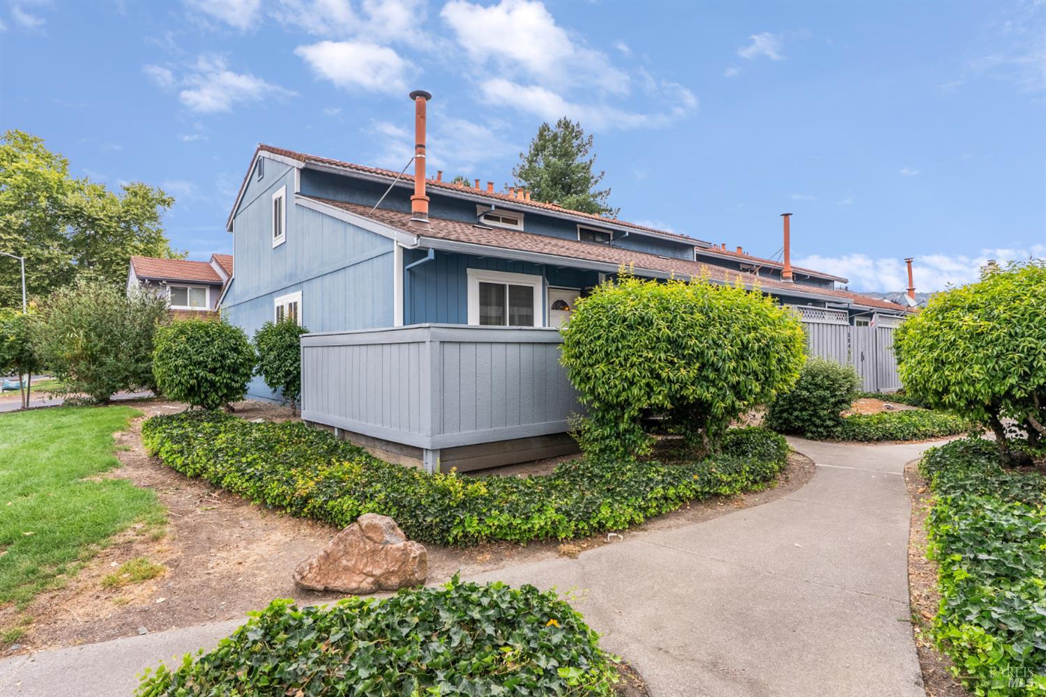 5044 Country Club Drive Rohnert Park CA 94928
