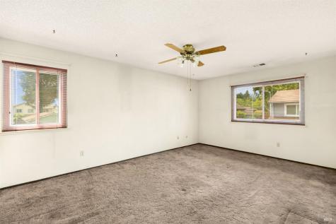 5044 Country Club Drive Rohnert Park CA 94928