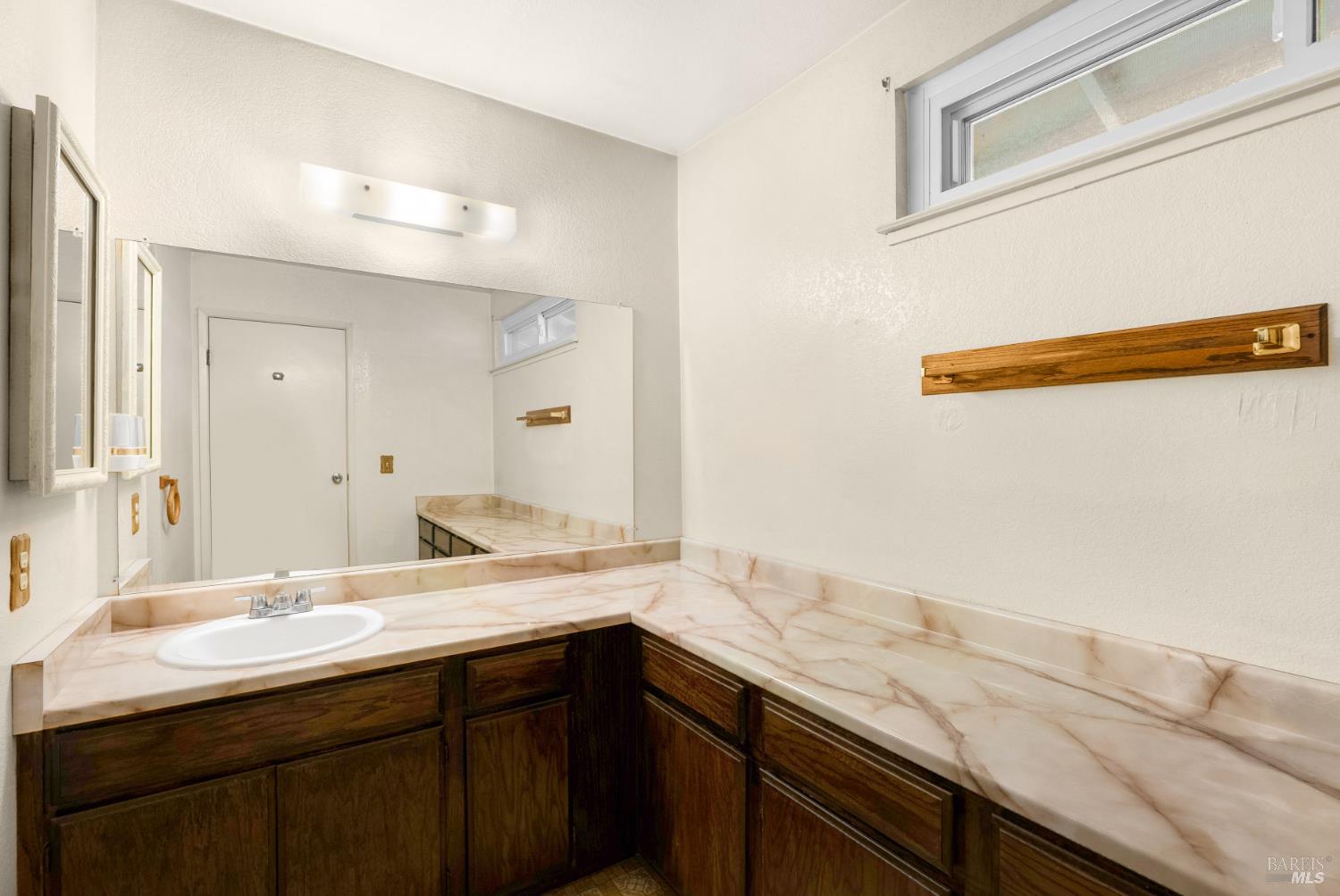 5044 Country Club Drive Rohnert Park CA 94928