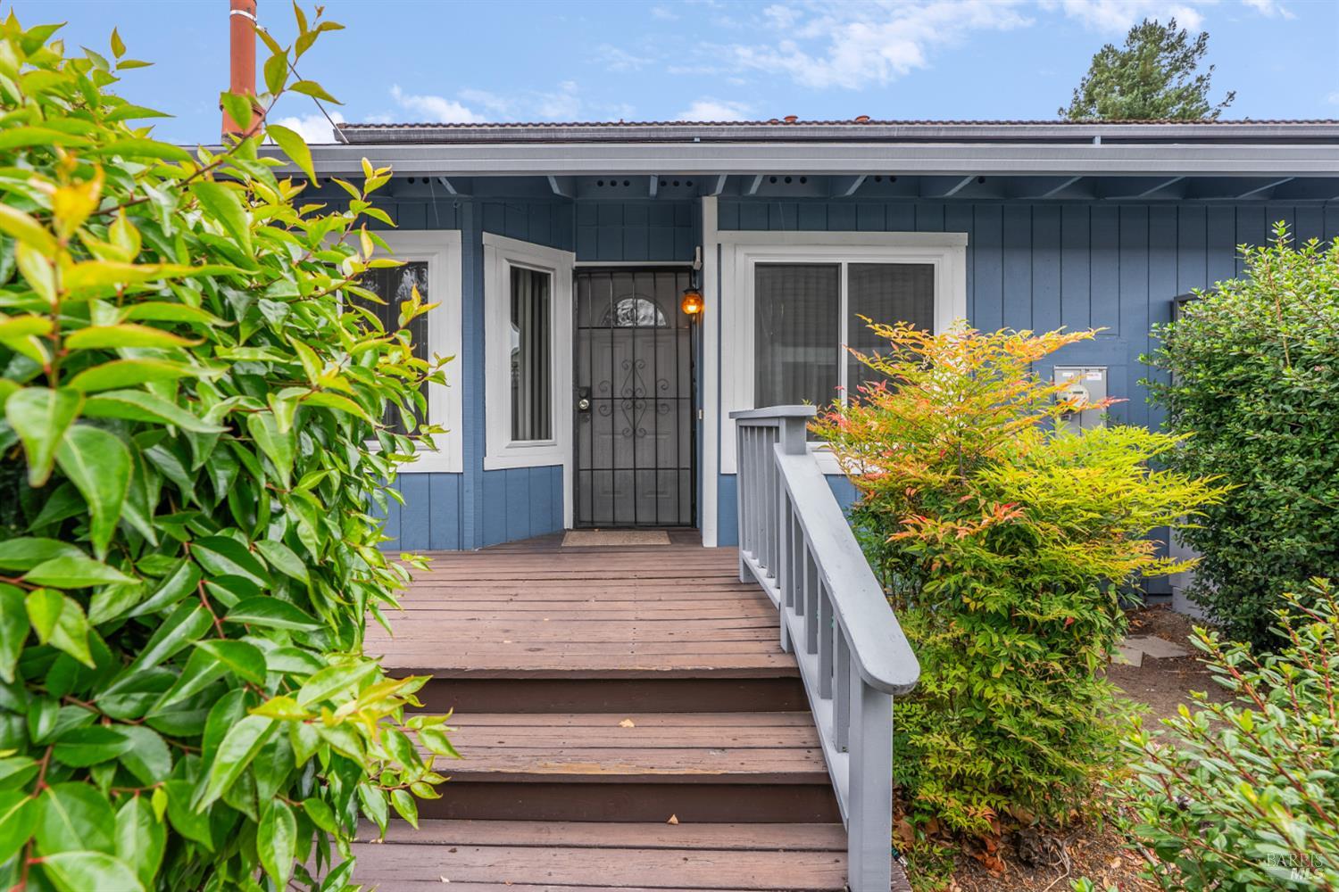 5044 Country Club Drive Rohnert Park CA 94928