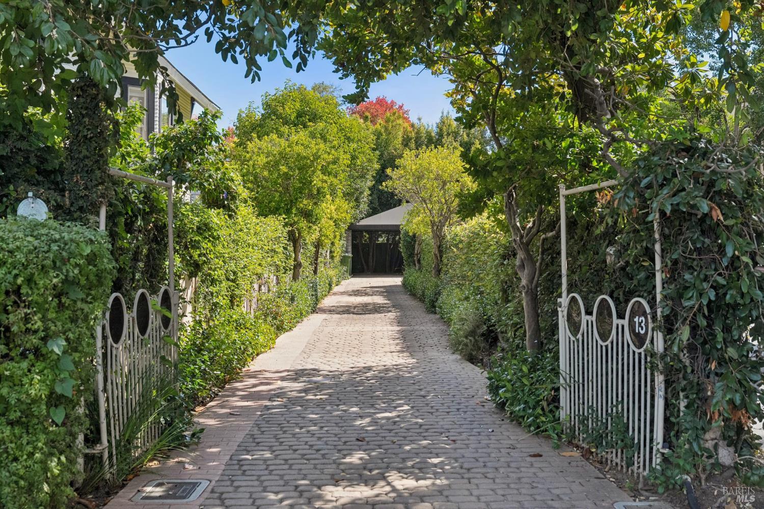 13 San Rafael Avenue San Anselmo CA 94960