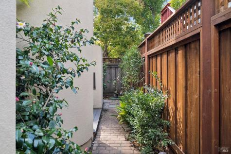 13 San Rafael Avenue San Anselmo CA 94960