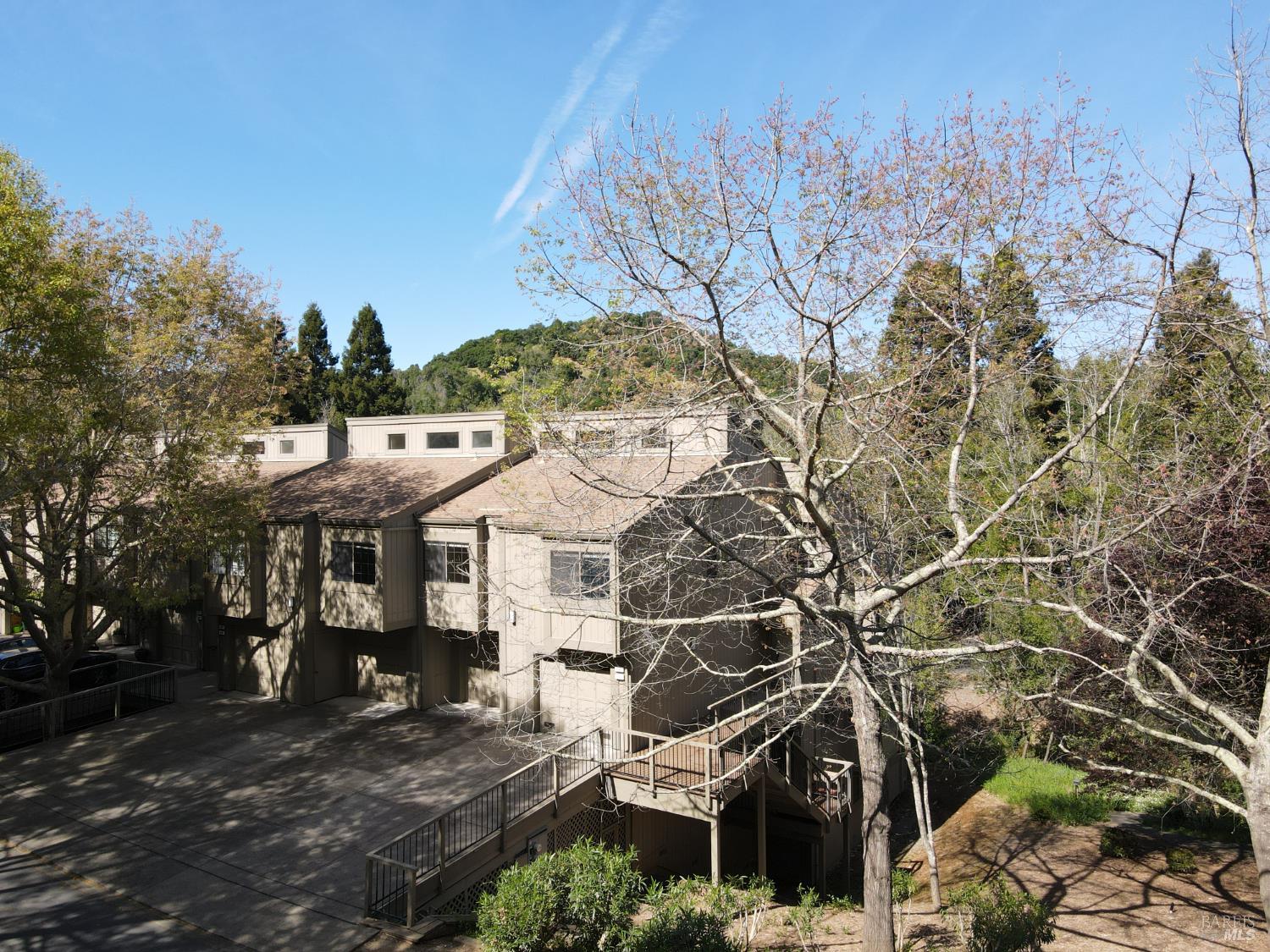 194 Pelican Lane Novato CA 94949