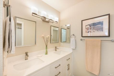 194 Pelican Lane Novato CA 94949