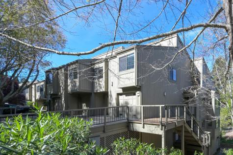 194 Pelican Lane Novato CA 94949