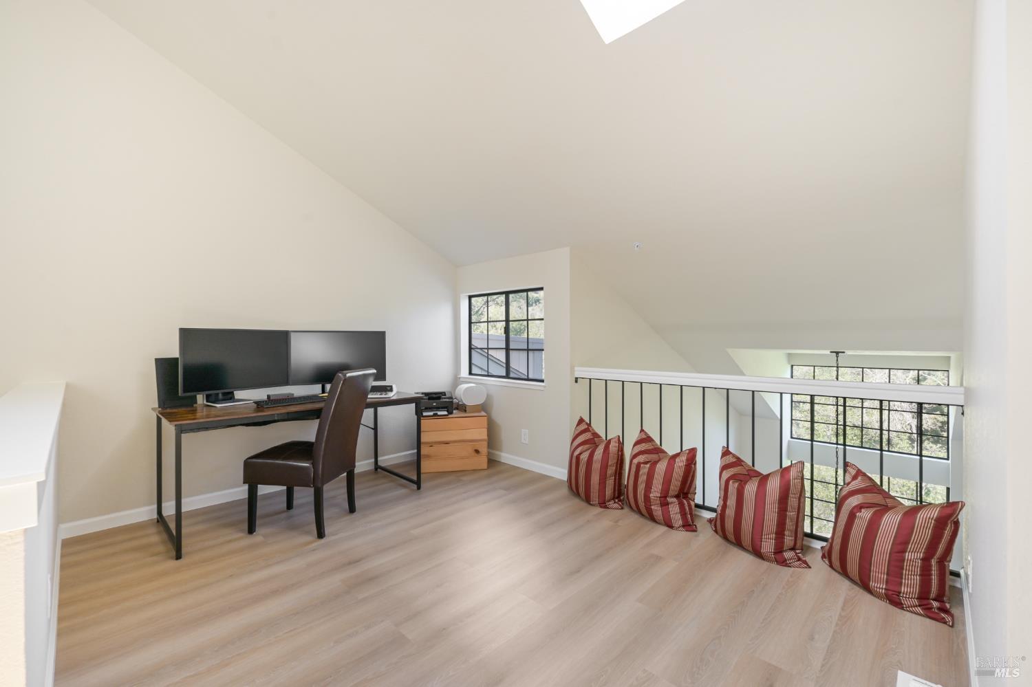 194 Pelican Lane Novato CA 94949