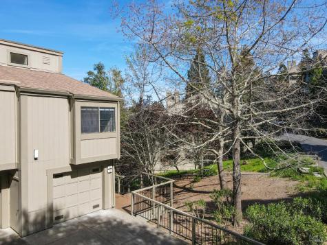 194 Pelican Lane Novato CA 94949
