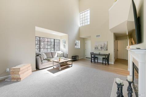 194 Pelican Lane Novato CA 94949