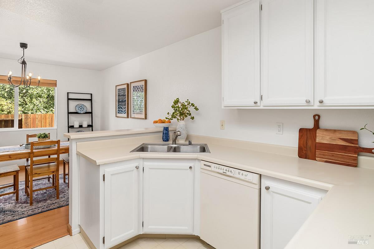 2 Pinewood Lane Novato CA 94947