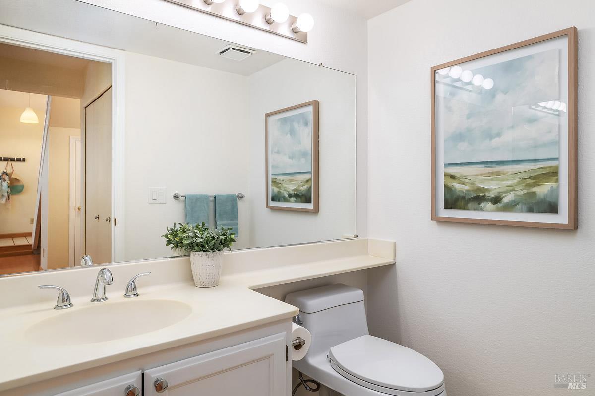 2 Pinewood Lane Novato CA 94947