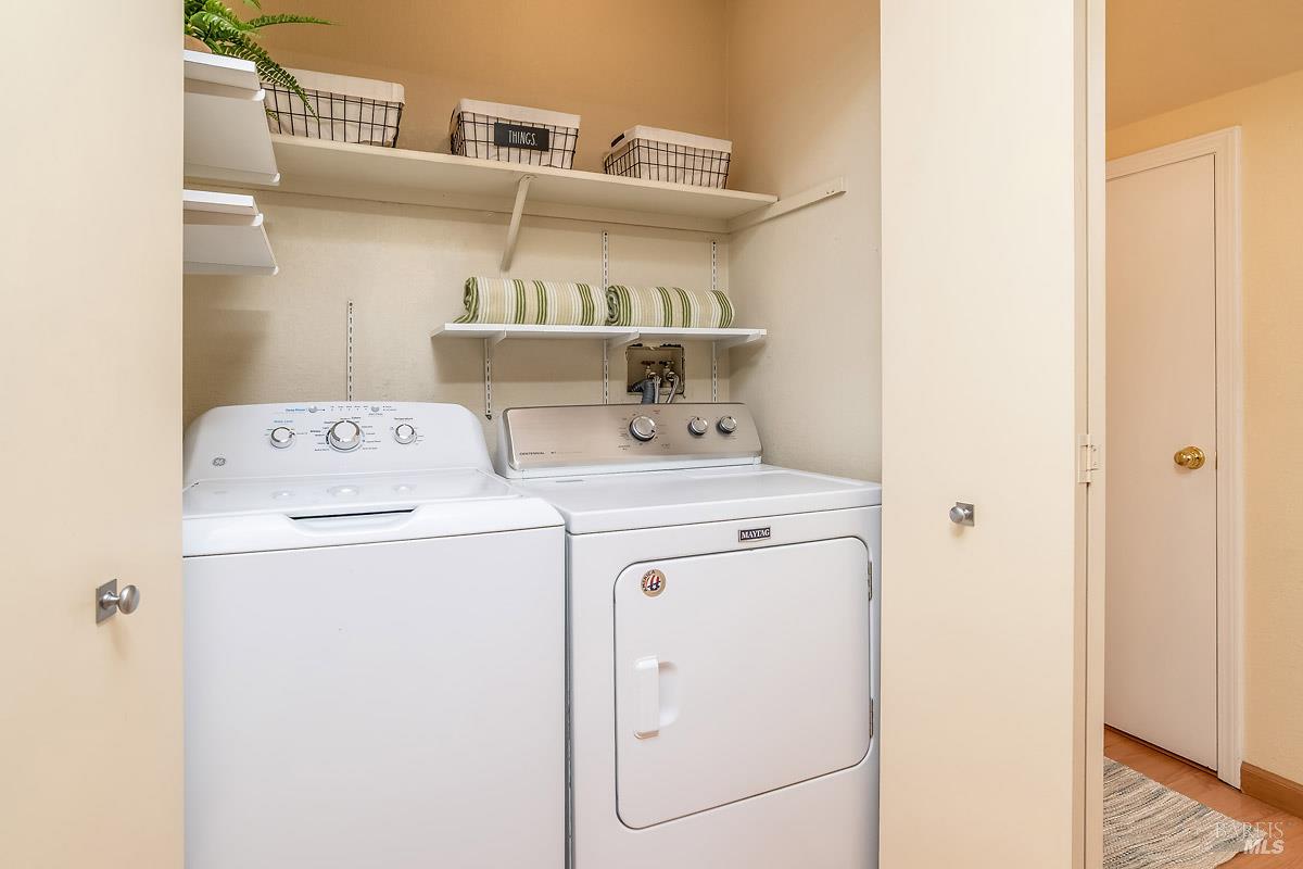 2 Pinewood Lane Novato CA 94947
