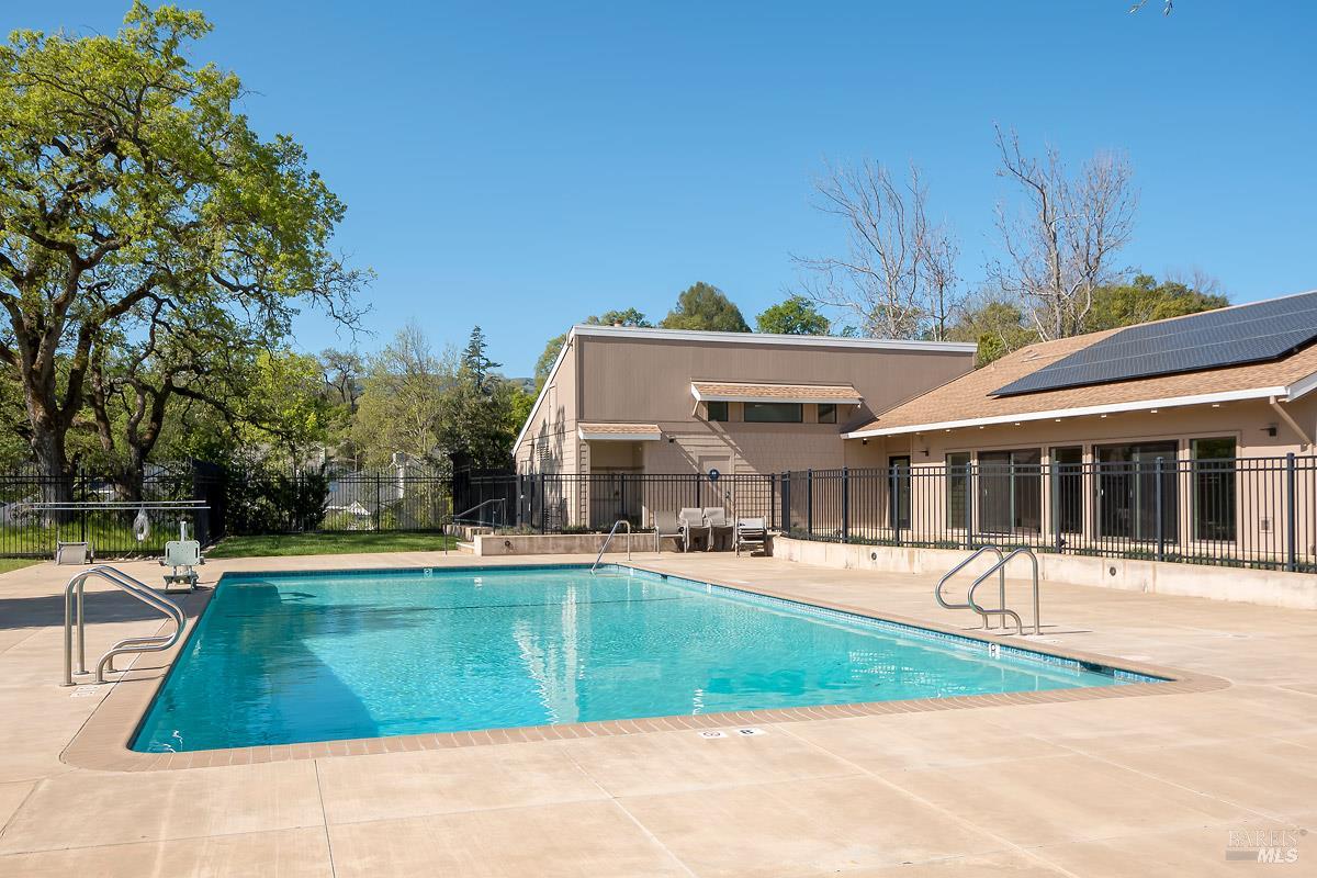 2 Pinewood Lane Novato CA 94947