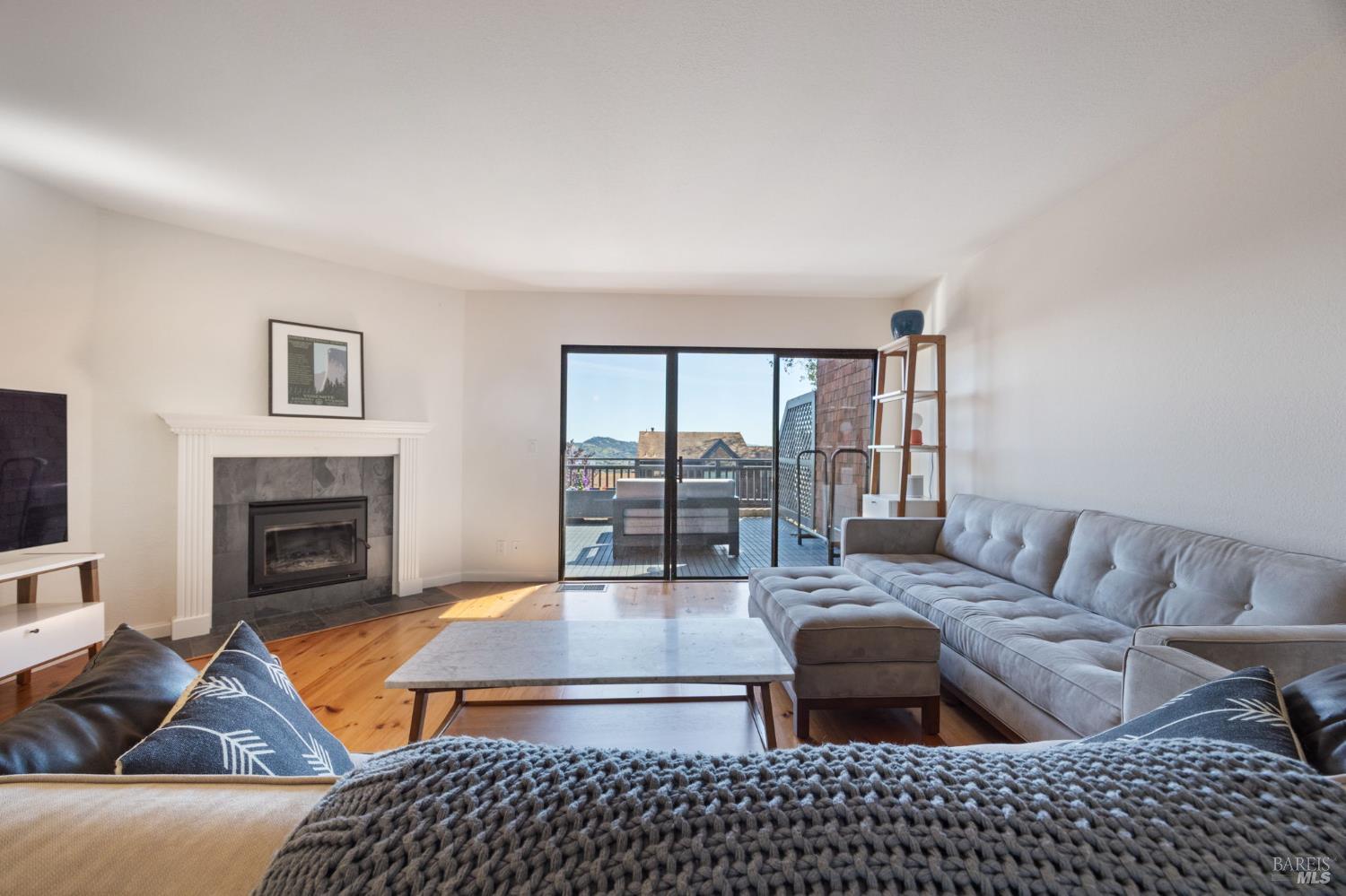 363 Headlands Court Sausalito CA 94965