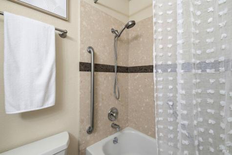 300 Los Alamos Road Santa Rosa CA 95409