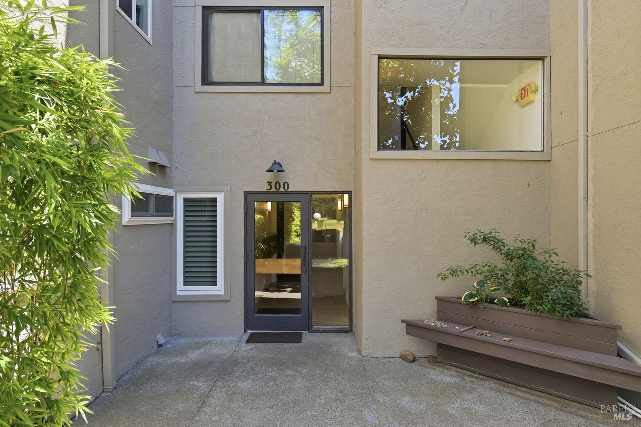 300 Los Alamos Road Santa Rosa CA 95409