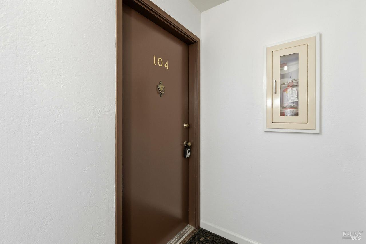 300 Los Alamos Road Santa Rosa CA 95409