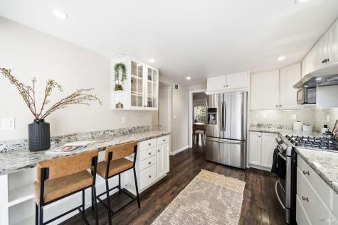 4 Hawk Ridge Court Novato CA 94949