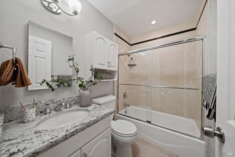 4 Hawk Ridge Court Novato CA 94949