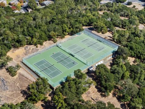 4 Hawk Ridge Court Novato CA 94949