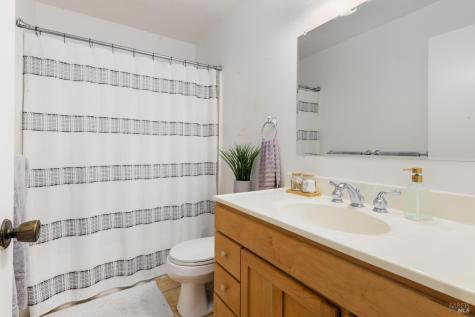1430 Parkway Drive Rohnert Park CA 94928