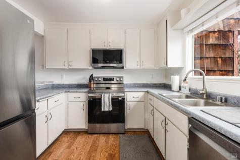 1430 Parkway Drive Rohnert Park CA 94928