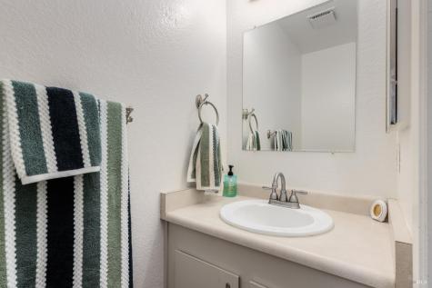 1430 Parkway Drive Rohnert Park CA 94928