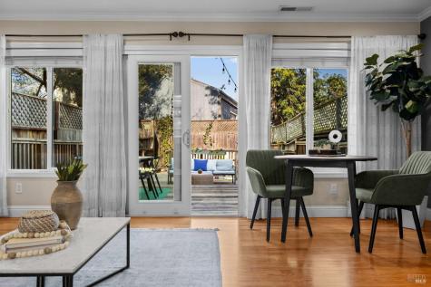12 Rain Tree Court Petaluma CA 94952
