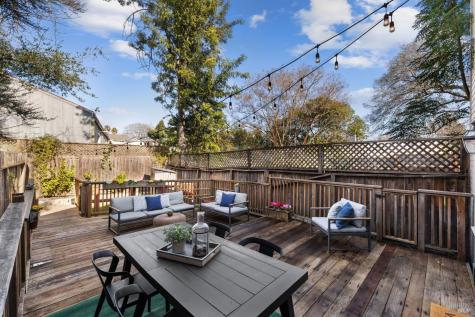 12 Rain Tree Court Petaluma CA 94952