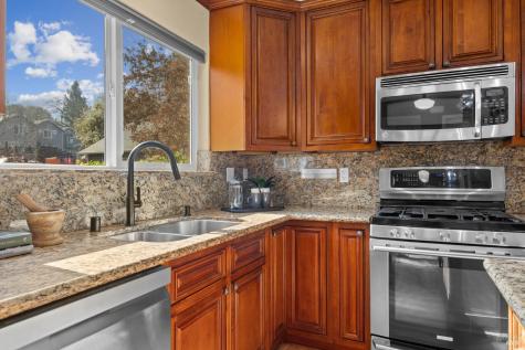 12 Rain Tree Court Petaluma CA 94952