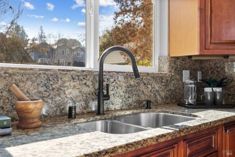 12 Rain Tree Court Petaluma CA 94952