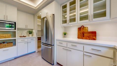 1253 Royal Oak Terrace Novato CA 94947