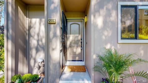 1253 Royal Oak Terrace Novato CA 94947