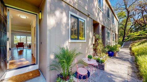 1253 Royal Oak Terrace Novato CA 94947