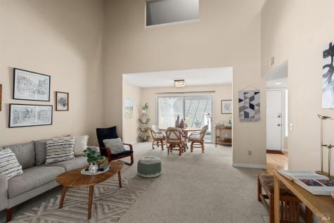 2324 Lakeview Drive Santa Rosa CA 95405